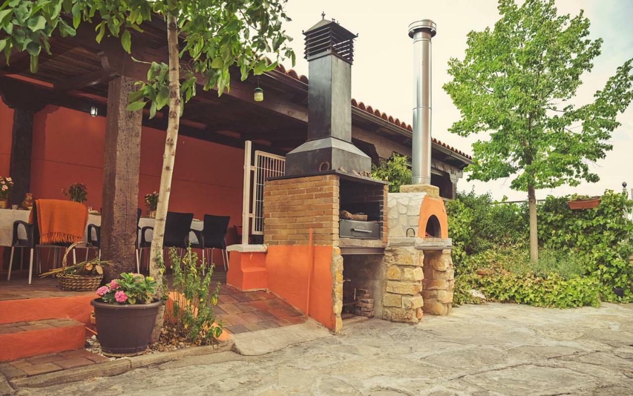Apartamento 2 4/6 Pax Casa Rural El Sauce. A 2,5 Km De Cuenca Capital Nohales Exterior photo